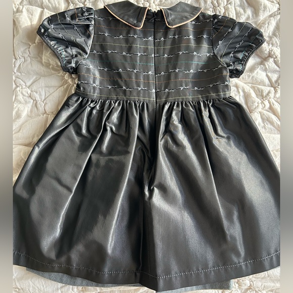 Made in Italy gray with vine flower stitching 18 month girls boutique dress - Picture 5 of 7